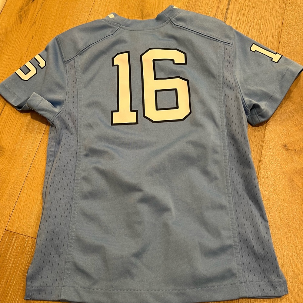 Tar Heels football jersey - Picture 2 of 2